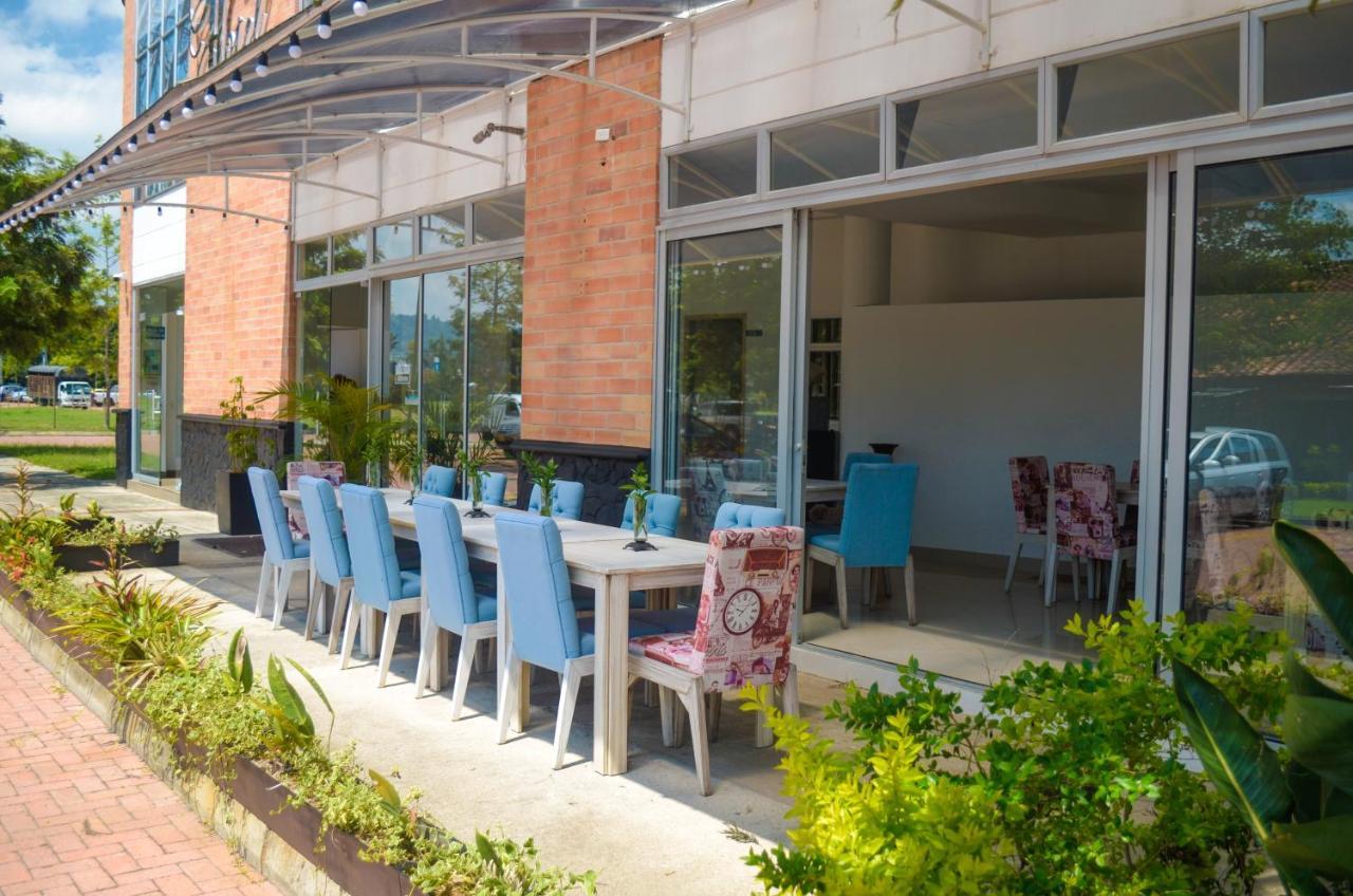 Llanogrande Airport By Bernalo Hotels Rionegro Exteriör bild