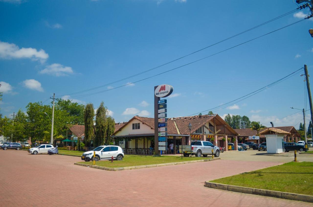 Llanogrande Airport By Bernalo Hotels Rionegro Exteriör bild