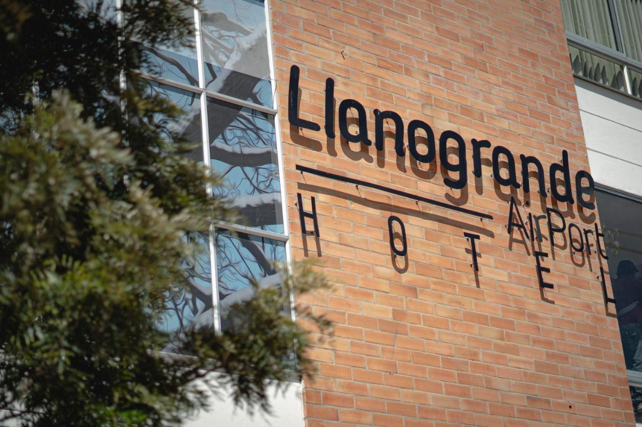 Llanogrande Airport By Bernalo Hotels Rionegro Exteriör bild