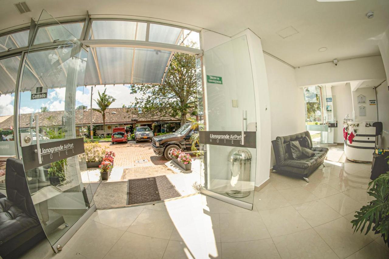Llanogrande Airport By Bernalo Hotels Rionegro Exteriör bild